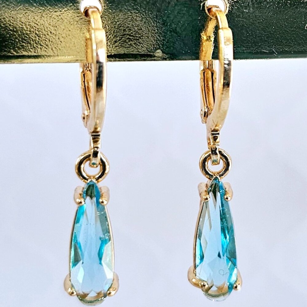 New Minamilist Mini Aquamarine Teardrop Earrings